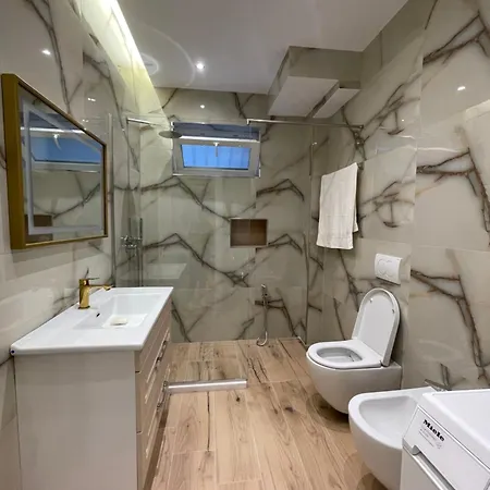 Leonard's アパート