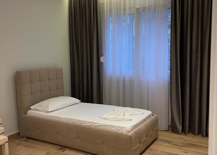 Leonard's アパート